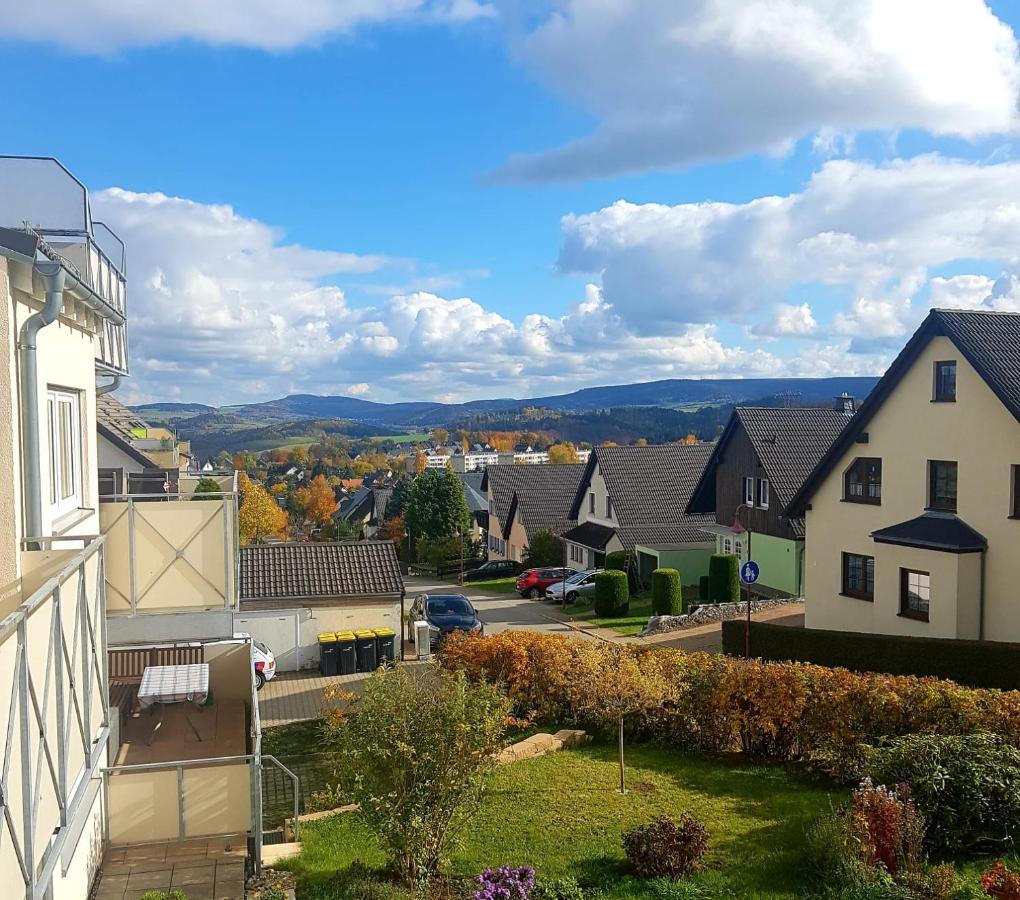 Modernes Apartment Im Gruenen I Balkon I Wlan I Stellplatz Schwarzenberg  Exteriör bild